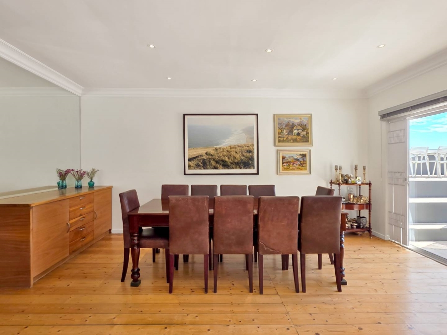 4 Bedroom Property for Sale in Fresnaye Western Cape